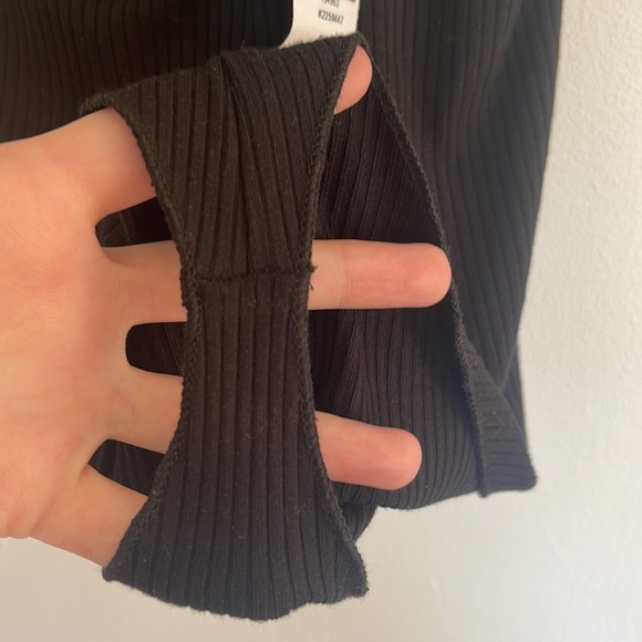 NWT LF Emma & Sam Ribbed black reversible bodysuit with ladder cutouts - Picture 9 of 9